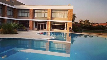 Bansari Greens Resort