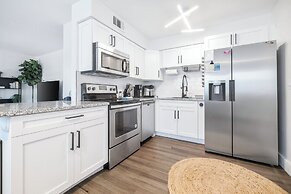 Whispering Oaks Getaway