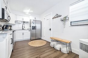 Whispering Oaks Getaway