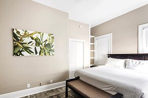 Duval Dream Loft by Brightwild Right on Duval