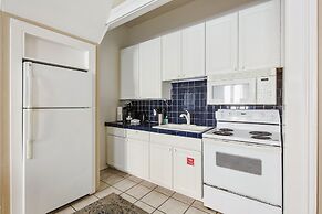 Duval Dream Loft by Brightwild Right on Duval