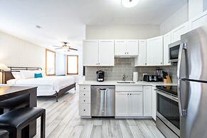 The Bartlum Luxury Studio In Prime Location