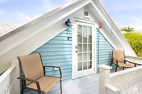 Sky Loft by Brightwild Penthouse in Prime Spot