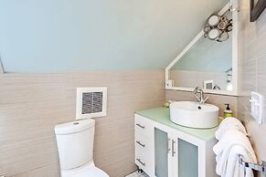 Sky Loft by Brightwild Penthouse in Prime Spot