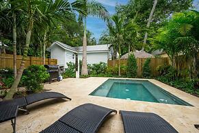 Southern Palms by Brightwild Pool Parking