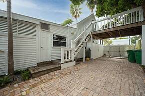 Southern Palms by Brightwild Pool Parking