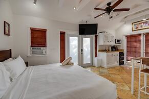 Southern Palms by Brightwild Pool Parking