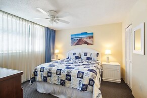 The Exuma Cay by Brightwild Pool View Parking