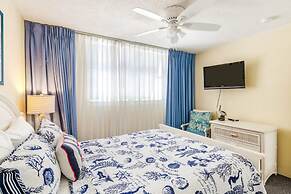 The Exuma Cay by Brightwild Pool View Parking