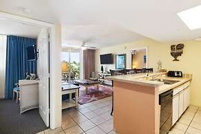 The Exuma Cay by Brightwild Pool View Parking