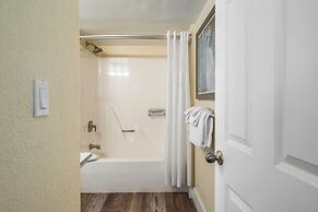 St Martin Suite Beautifully Updated Pool View