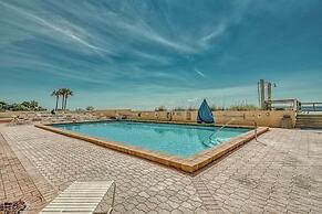 The Scallop by Brightwild Beachfront Condo