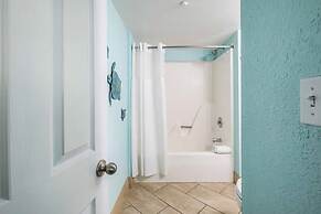 Tortuga Suite Sparkling Pool Hot Tub