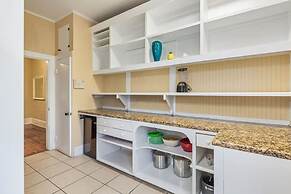 Sweet Caroline by Brightwild Pool Parking