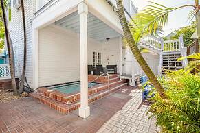 Sweet Caroline by Brightwild Pool Parking