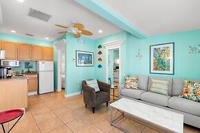 Poolside Paradise by Brightwild Heated Pool