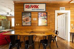 Seaport Suite by Brightwild 2nd Story Hideaway