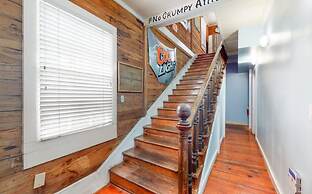 Seaport Suite by Brightwild 2nd Story Hideaway