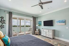 Mastway House by Brightwild Pool Dock