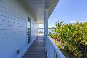 Mastway House by Brightwild Pool Dock