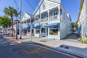 Sky Suite on Duval by Brightwild Condo w Balcony