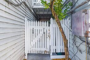 Sky Suite on Duval by Brightwild Condo w Balcony