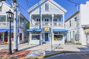 Sky Suite on Duval by Brightwild Condo w Balcony