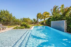 Spindrift House by Brightwild Huge Pool Dock