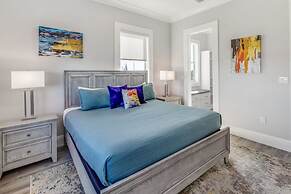 Spindrift House by Brightwild Huge Pool Dock