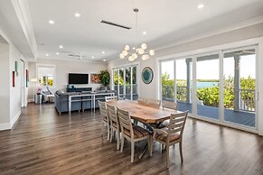 Spindrift House by Brightwild Huge Pool Dock