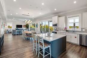 Spindrift House by Brightwild Huge Pool Dock