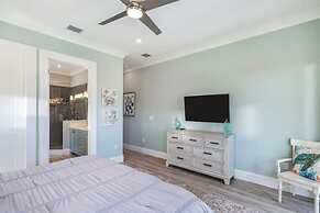 Waterlane House by Brightwild Pool Boat Dock