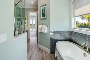 Waterlane House by Brightwild Pool Boat Dock