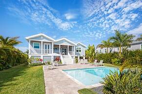 Waterlane House by Brightwild Pool Boat Dock