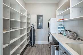 Waterlane House by Brightwild Pool Boat Dock