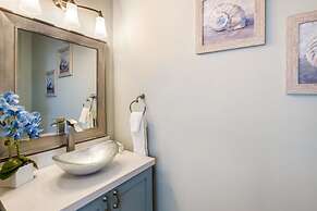 Waterlane House by Brightwild Pool Boat Dock