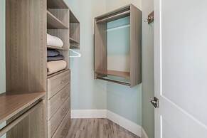 Waterlane House by Brightwild Pool Boat Dock