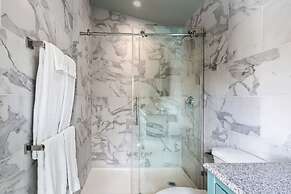 Cloud Suite on Duval Luxury Condo Epic Location