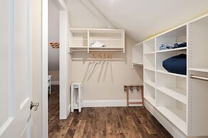 Suncoast House by Brightwild Pool Boat Dock