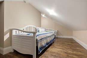 Suncoast House by Brightwild Pool Boat Dock