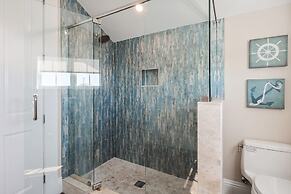 Suncoast House by Brightwild Pool Boat Dock