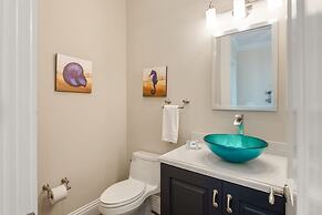 Suncoast House by Brightwild Pool Boat Dock