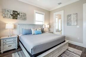 Evershore House Pool Parking Dock