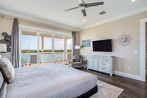 Evershore House Pool Parking Dock