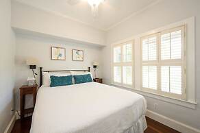 Conch Cottage by Brightwild Quiet w Shared Pool