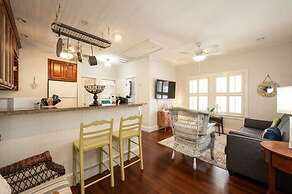 Conch Cottage by Brightwild Quiet w Shared Pool