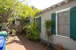 Conch Cottage by Brightwild Quiet w Shared Pool