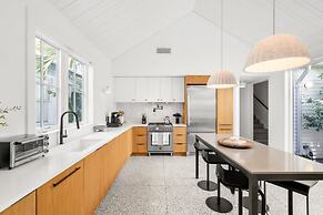 Casa Cohiba by Brightwild Steps to 7th Ave