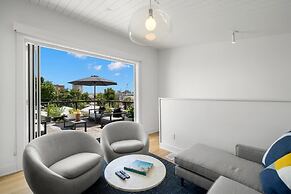 Casa Cohiba by Brightwild Steps to 7th Ave