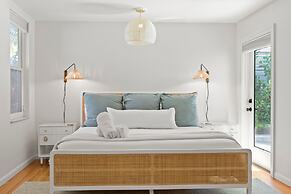 Hyde Park Hydeaway Stunning Home w Heated Pool